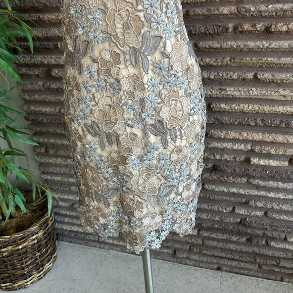 Xscape Rose Gold Embroidered Lace Sheath Dress Size 2 - Picture 8 of 12